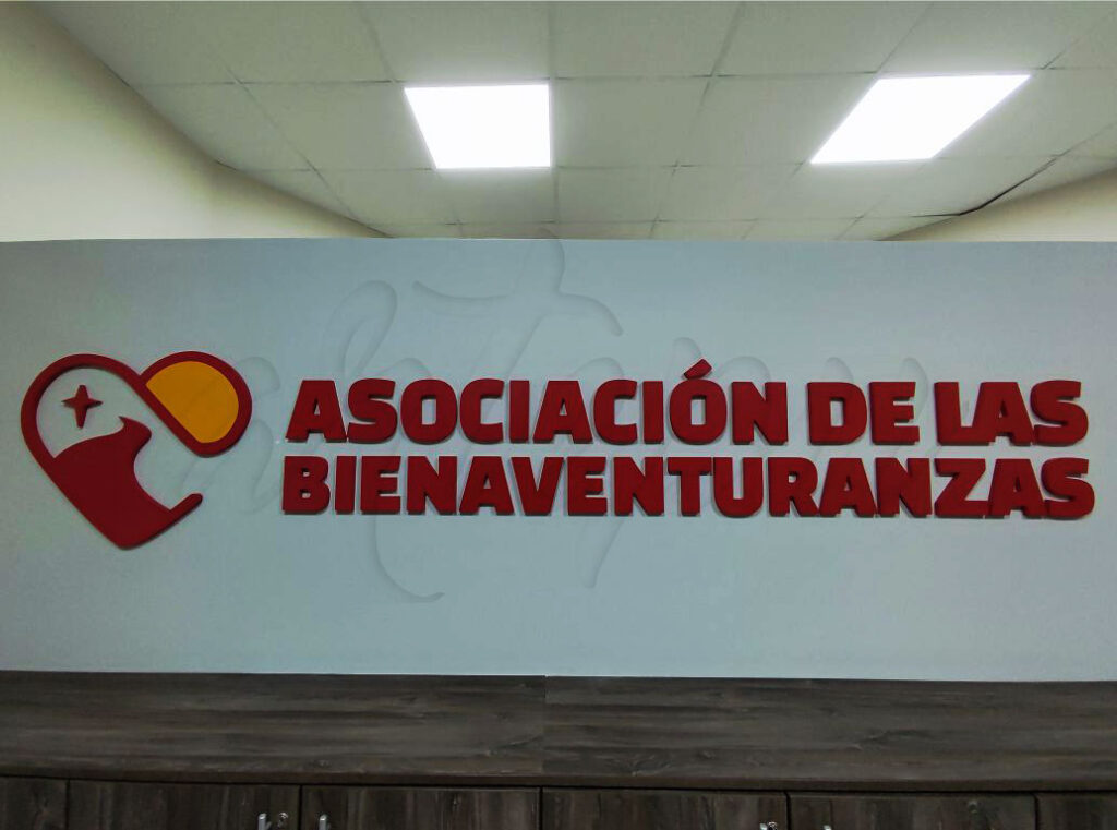 Letreros en MDF en Lima